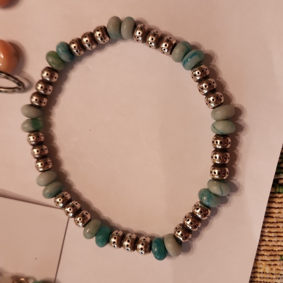 Vintage New Faux Turquoise lot shell gem bracelet dangles - Picture 2 of 5